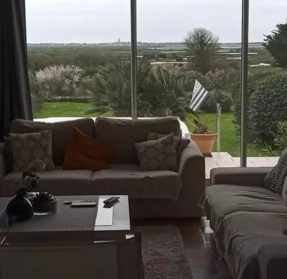 Aamiaismajoitus (B&B) Chambre Avec Vue Sur Les Marais Salants