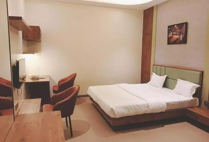 ホテル Amar Palace Ahmednagar