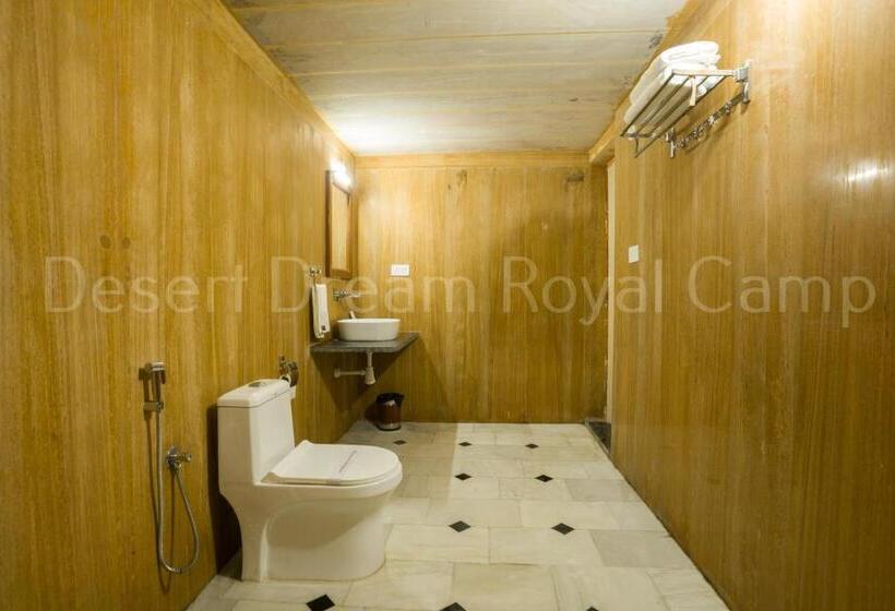 ホテル Desert Dream Royal Camp With Pool