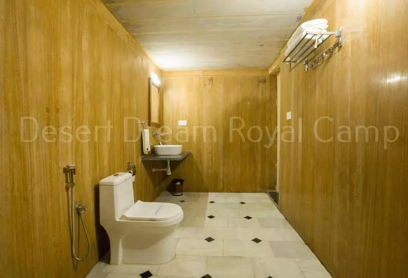 ホテル Desert Dream Royal Camp With Pool