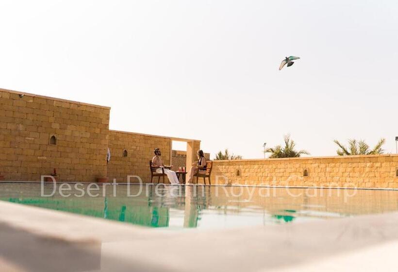 ホテル Desert Dream Royal Camp With Pool
