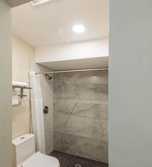 酒店 Exclusivo Inn And Suites Near Arlington Stadium