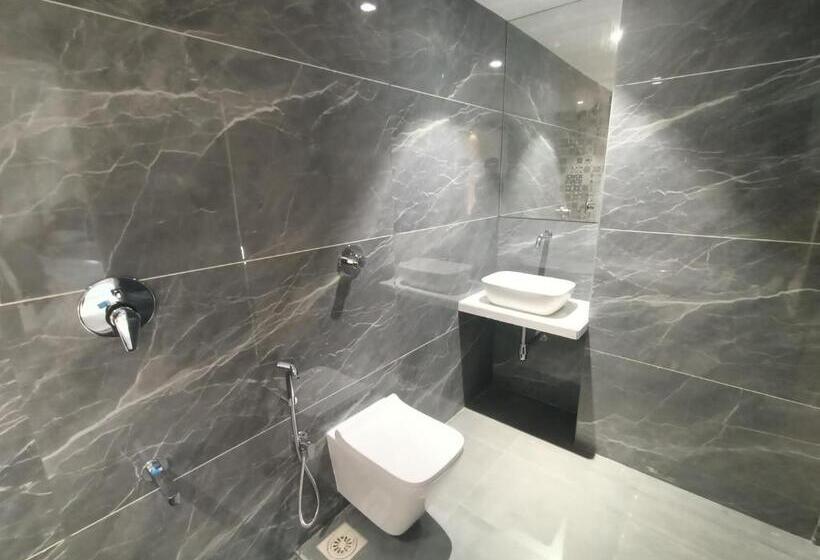 Отель Pearl Residency