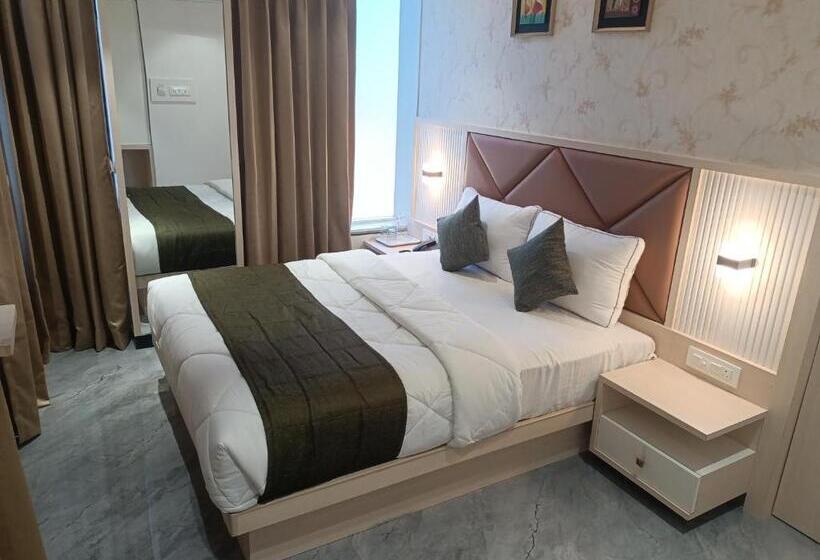 Отель Pearl Residency