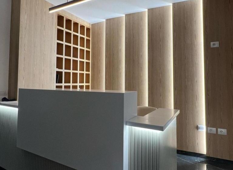 فندق Real Resort Albania