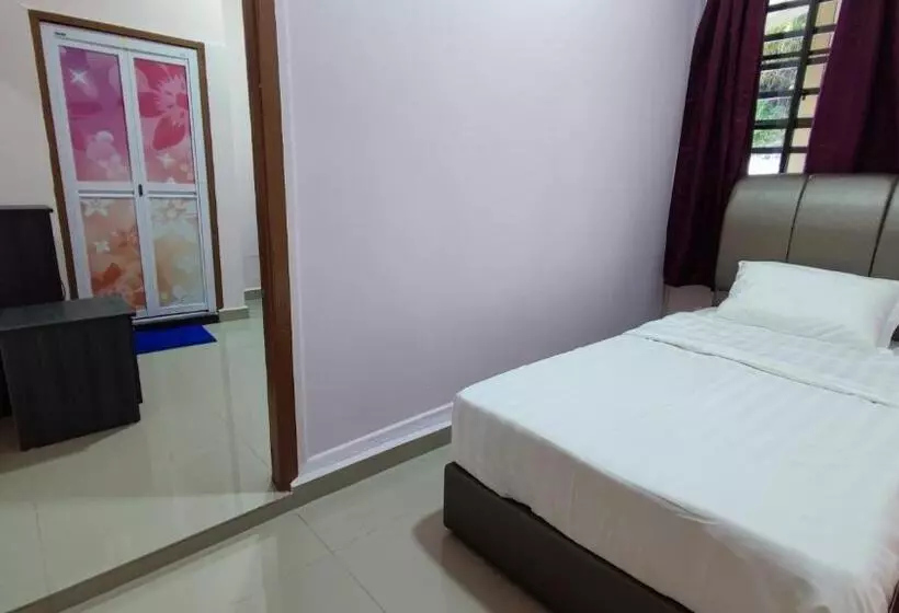 هتل Santai Desa Chalet Musleem 0nly