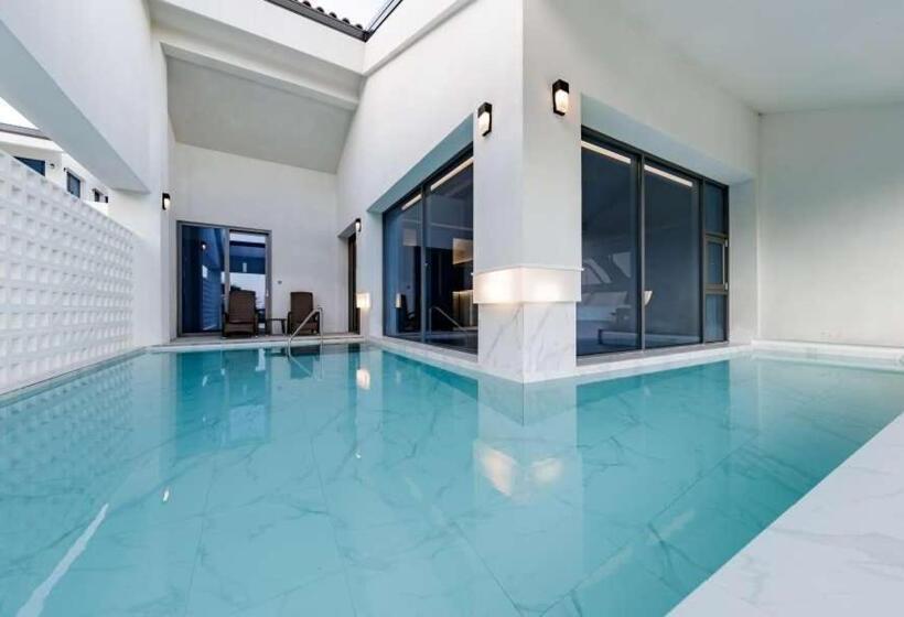 Отель S.gvilla&