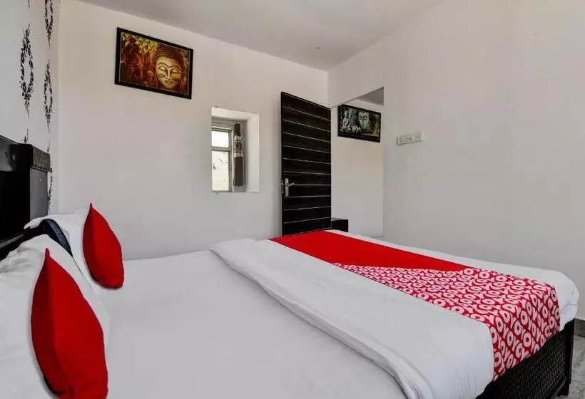 Oyo Hotel Shanti Villa