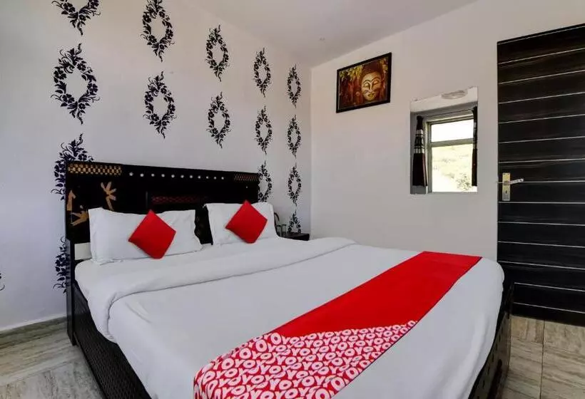 Oyo Hotel Shanti Villa