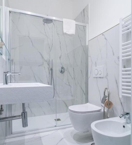 بنسيون Correnti Boutique Luxury Rooms