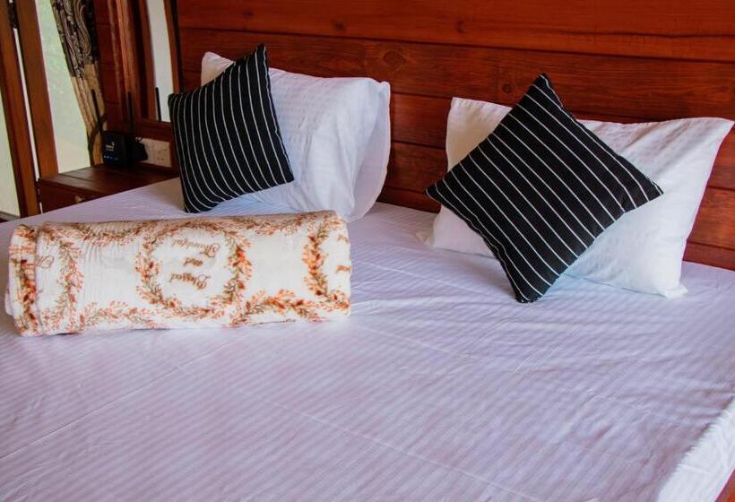 Pensjonat Nine Arch Wood Cabin