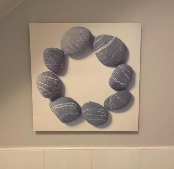 Pensiune Room 5 Chassagne Guest House