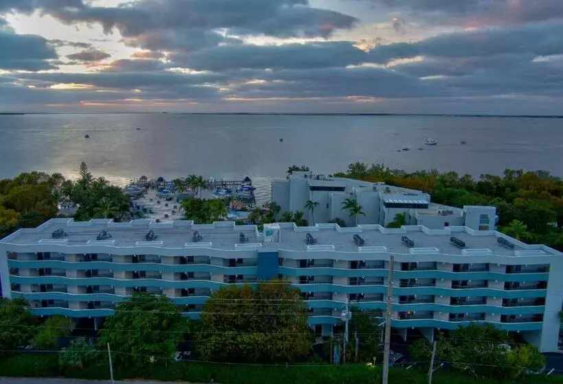 2br In Key Largo W Pool And Sunset Views