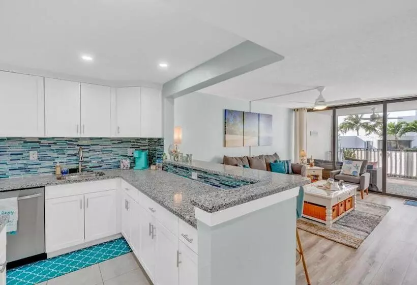 2br In Key Largo W Pool And Sunset Views