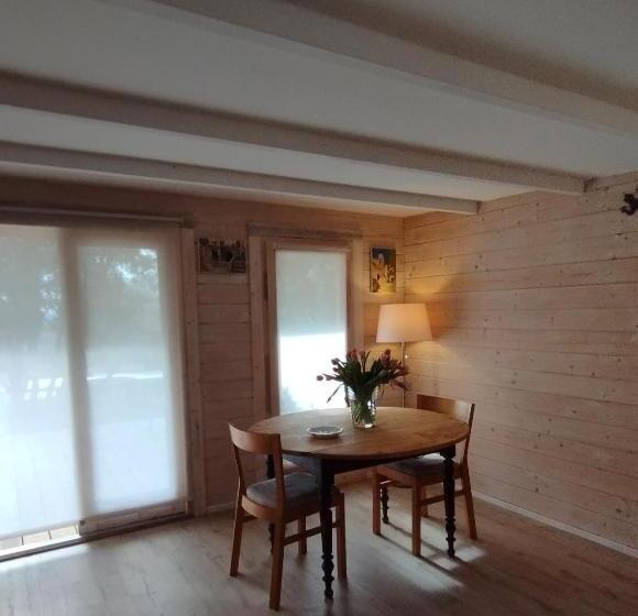 مبيت وإفطار La Bergerie Des Colles