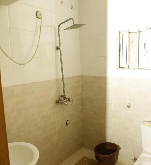 هتل Calbert Lodge