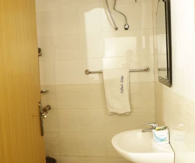 هتل Calbert Lodge