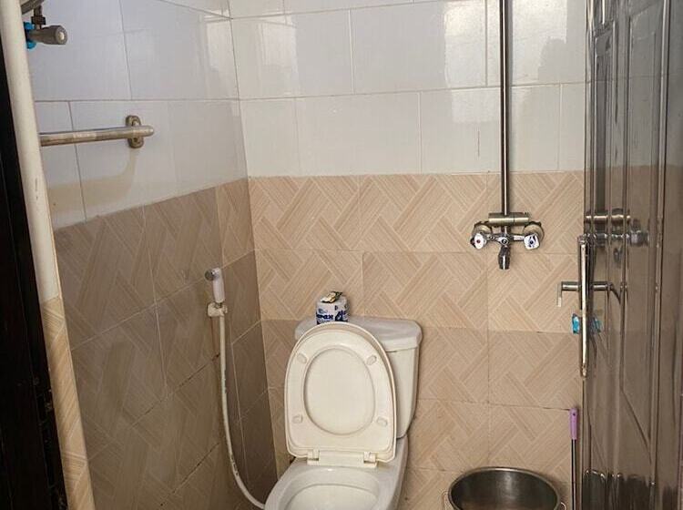 هتل Calbert Lodge