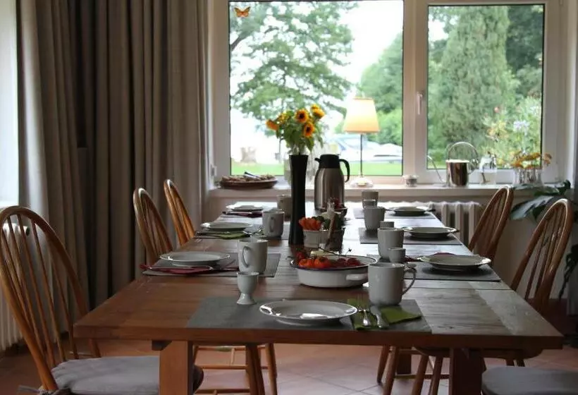 Hotelli Landhaus Wolziger See