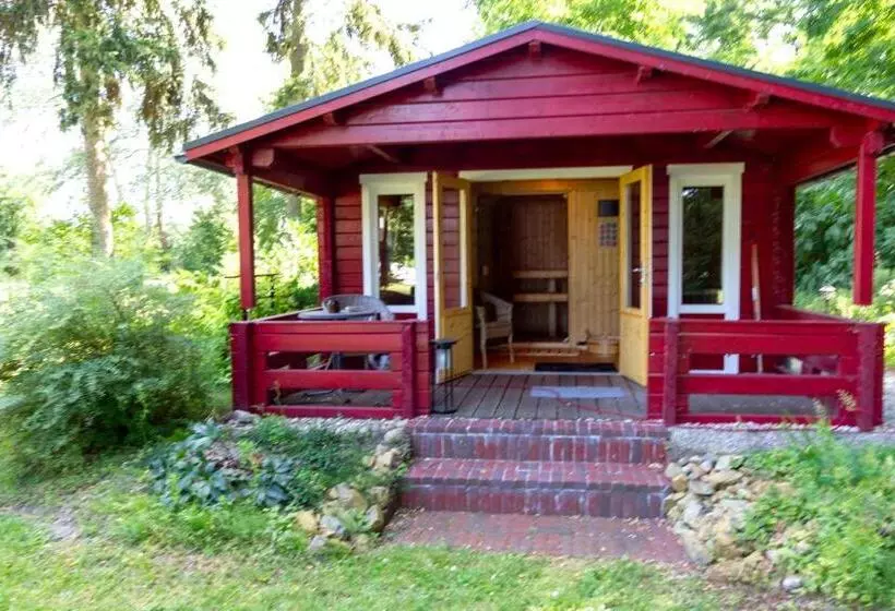 Hotelli Landhaus Wolziger See