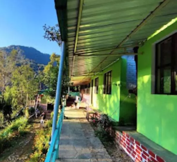 ホテル Narayan Valley Resort , Sonprayag