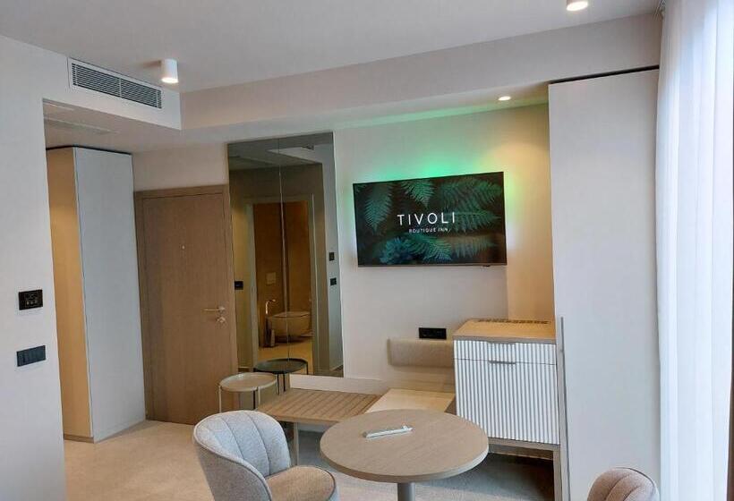 هتل Tivoli Boutique Inn