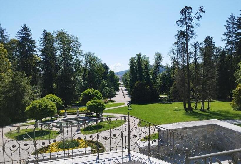 هتل Tivoli Boutique Inn