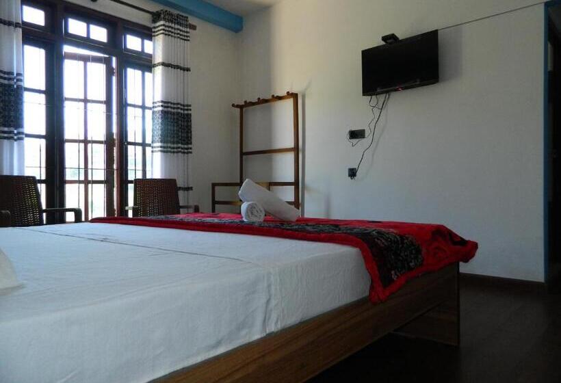 پانسیون Last Chance Holiday Resort