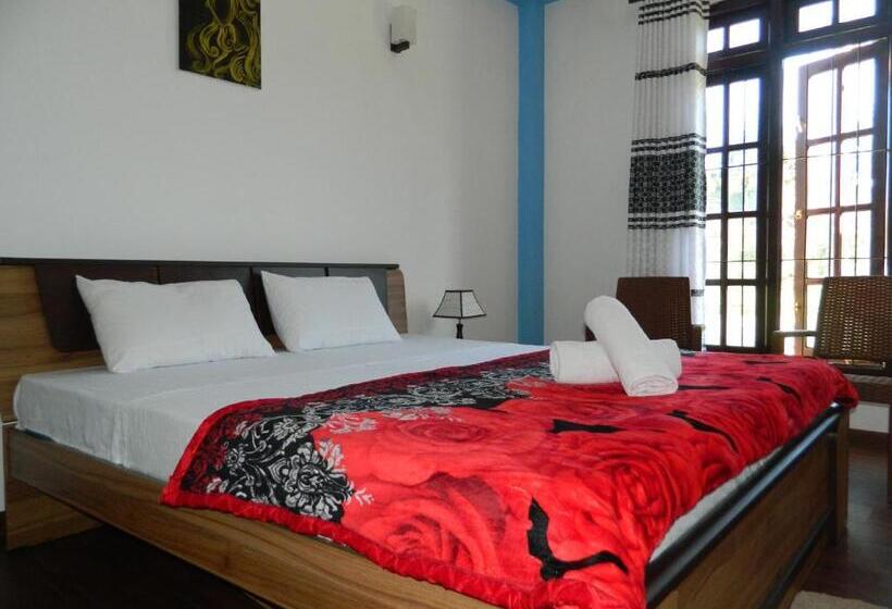 پانسیون Last Chance Holiday Resort