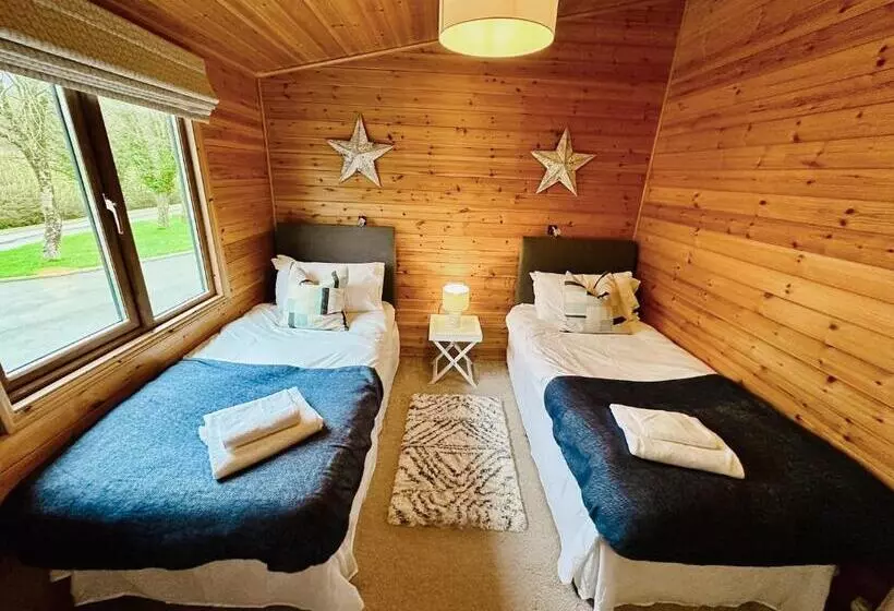 リゾートホテル Pant Wilkin Lodges And Equestrian Centre