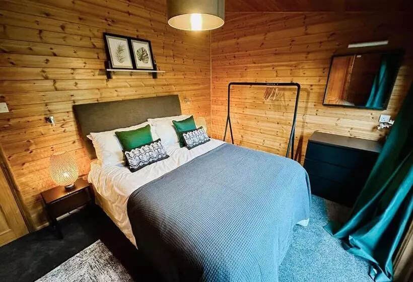 リゾートホテル Pant Wilkin Lodges And Equestrian Centre