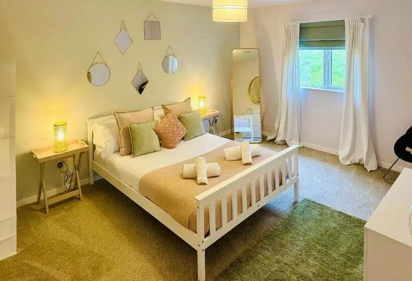 リゾートホテル Pant Wilkin Lodges And Equestrian Centre