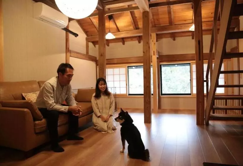 Aamiaismajoitus (B&B) うだ薬湯の宿やたきや