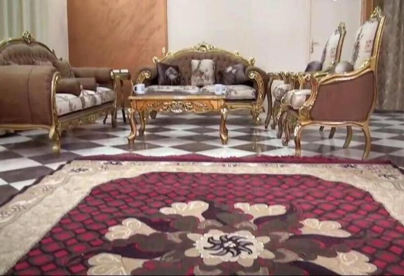 تختخواب و صبحانه Loulouat Al Reef