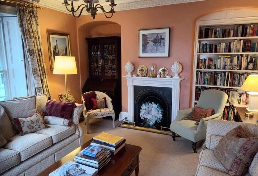 Aamiaismajoitus (B&B) The Mount