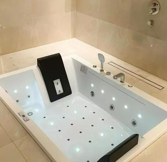 Hotelli شاليهات نفلة