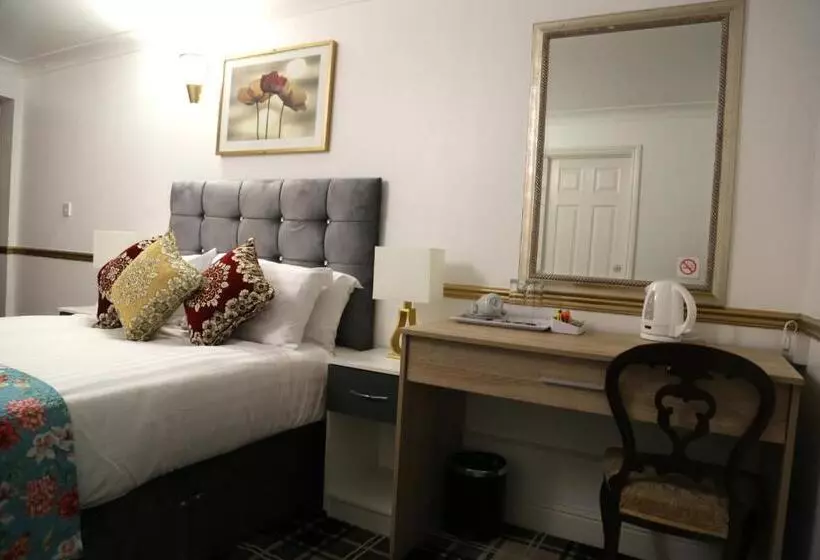 Hotelli 4 Sisters Inn