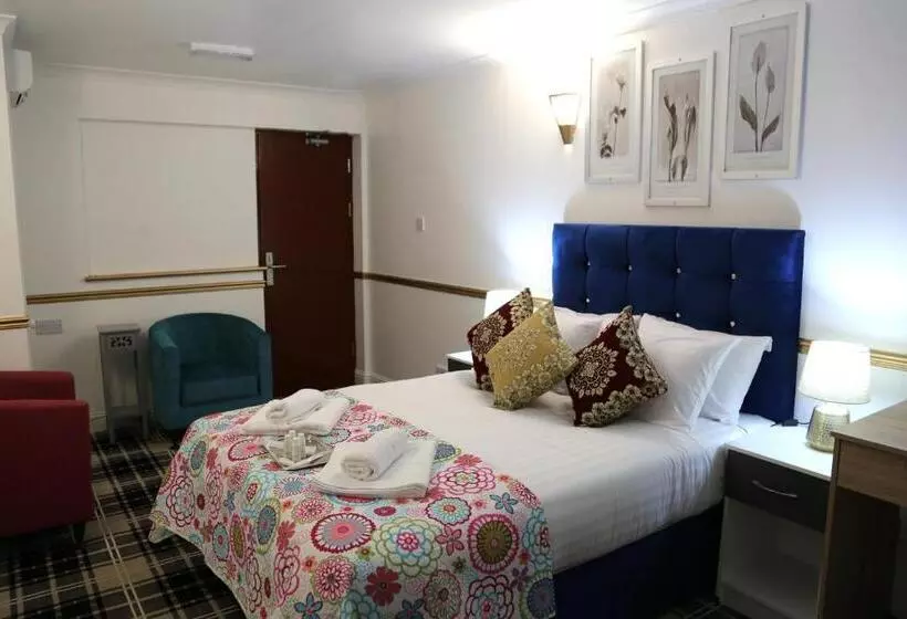 Hotelli 4 Sisters Inn