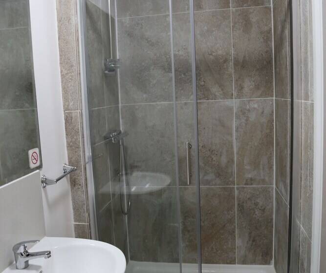 酒店 4 Sisters Inn