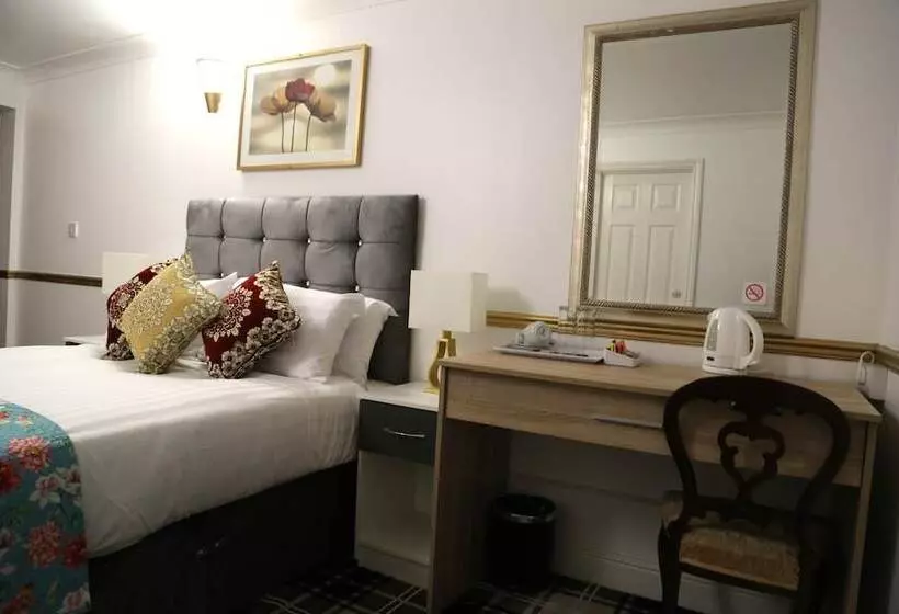 Hotelli 4 Sisters Inn