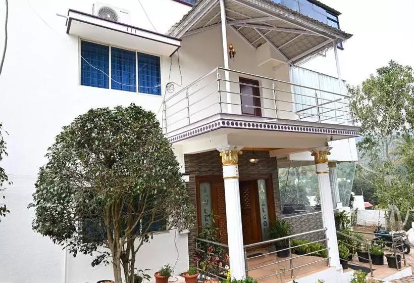 Hotelli Athithi Resorts