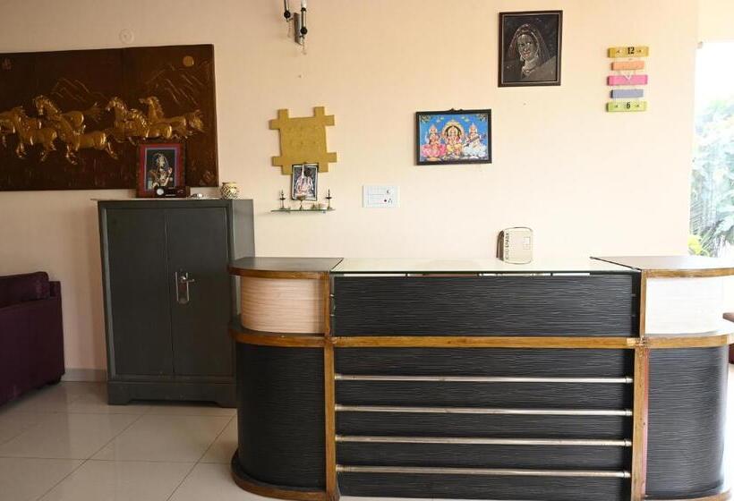 Hotel Athithi Resorts