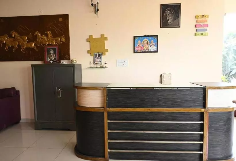 Hotelli Athithi Resorts