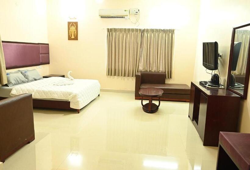 Hotel Athithi Resorts