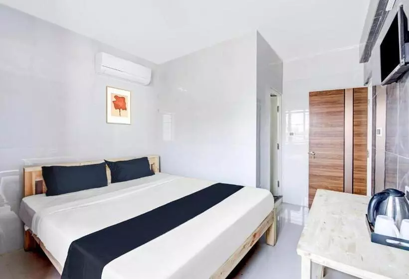 هتل Collection O Sapthagiri Inn