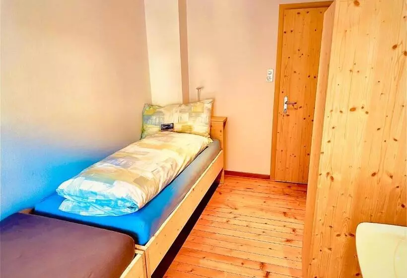 ホテル Gasthof Ochsen