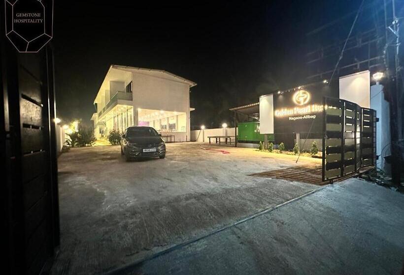 ホテル Golden Pearl Resort By Gemstone Hospitality