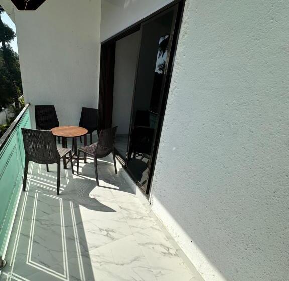 ホテル Golden Pearl Resort By Gemstone Hospitality