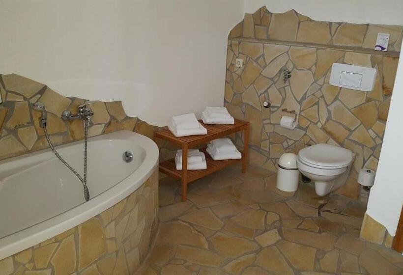 فندق Kloster Nimbschen 4 Sterne