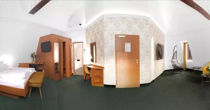 ホテル Kloster Nimbschen 4 Sterne